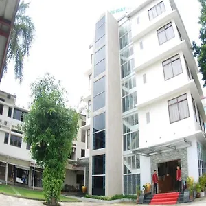 Holiday Hotel 3* Yangon