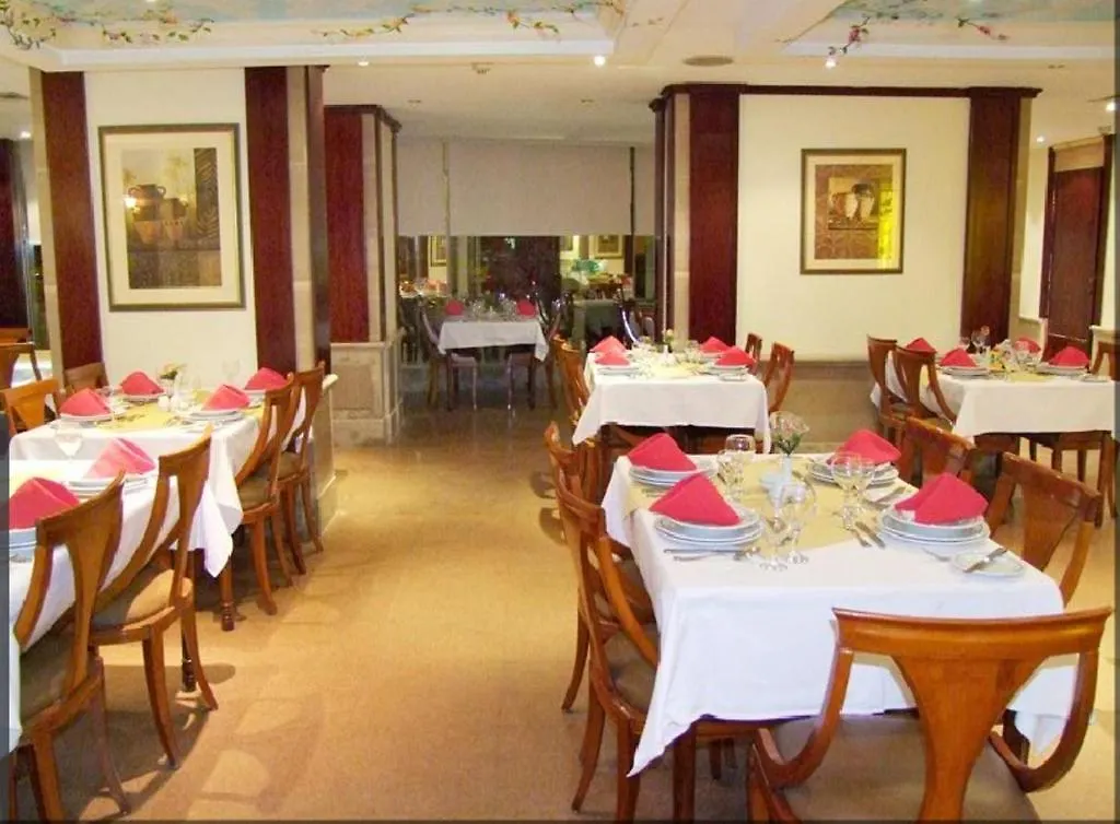 Emilio Hotel Luxor